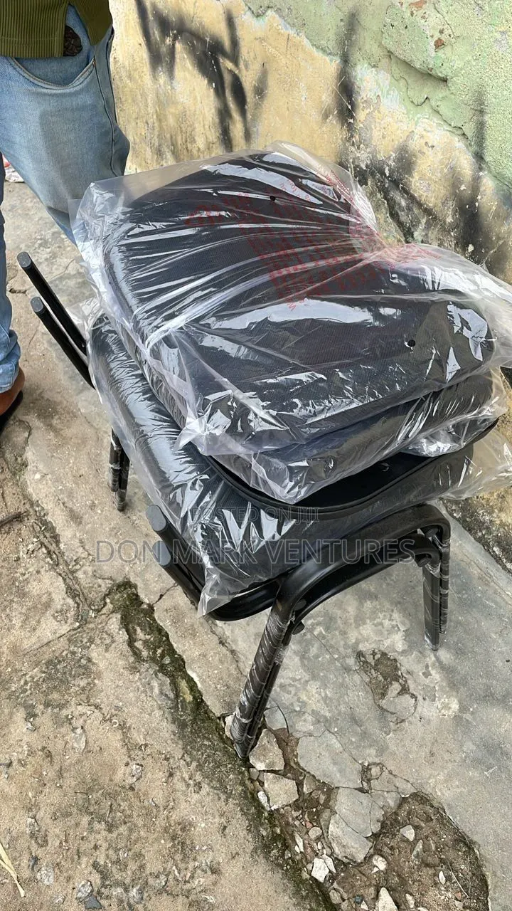 4leg / S16 Visitor Chair