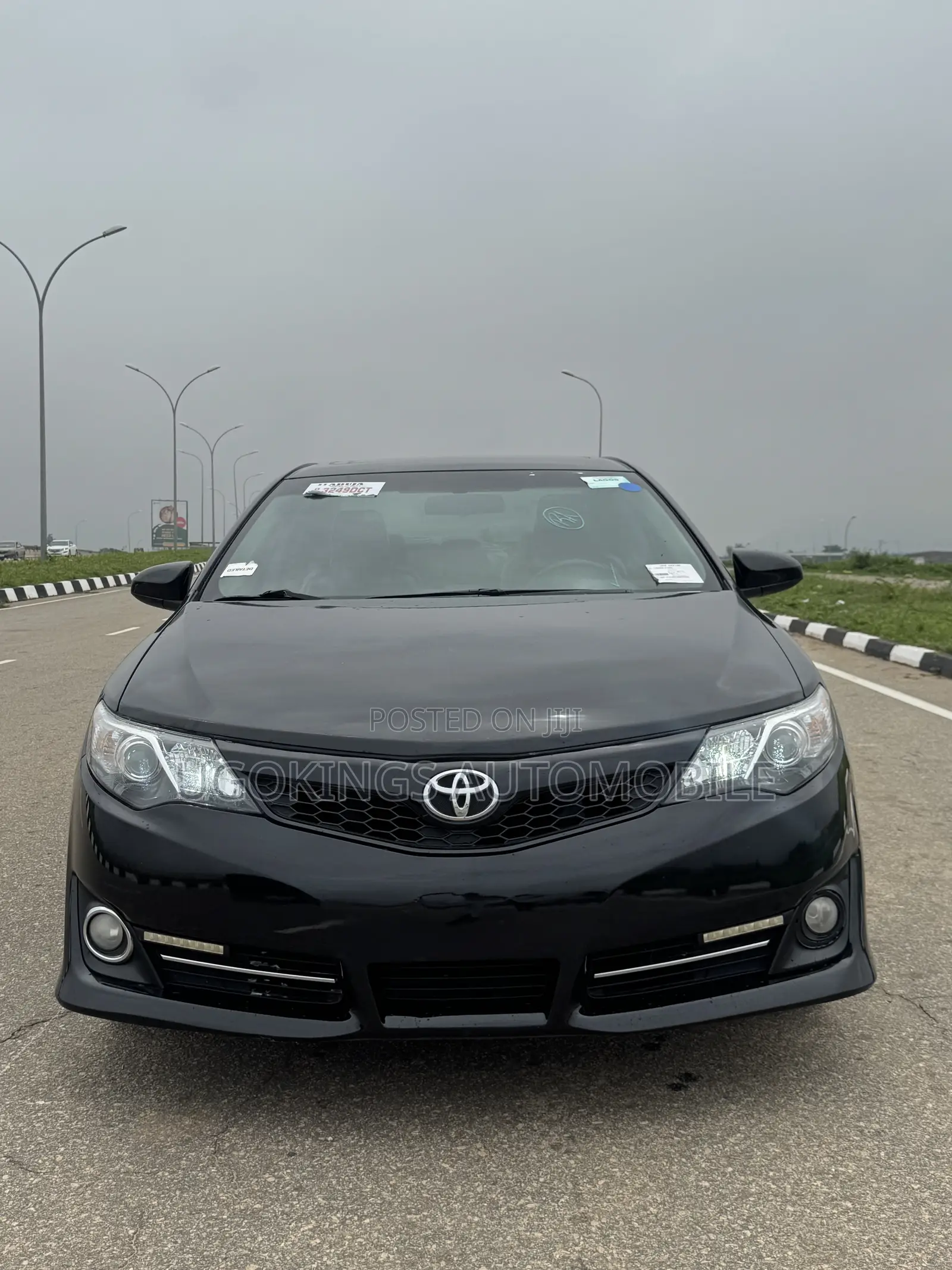 Toyota Camry SE 4dr Sedan (2.5L 4cyl 6A) 2013 Black