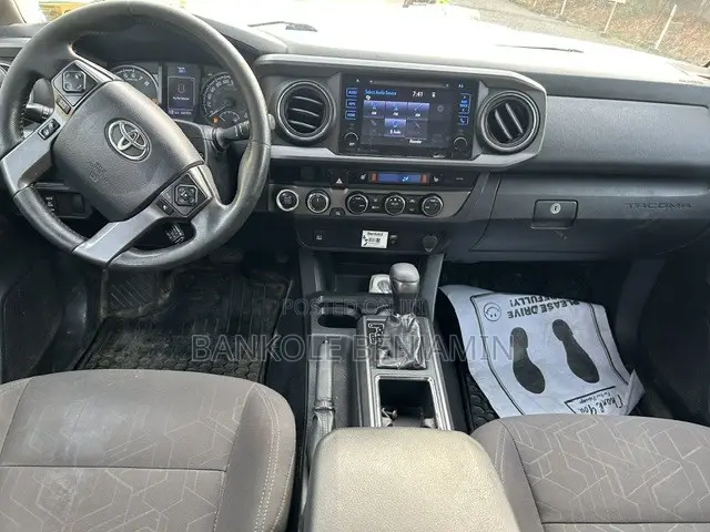 Toyota Tacoma 4dr Double Cab 2016 White