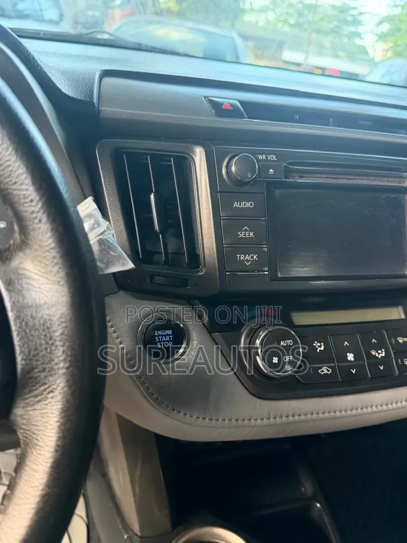 Toyota RAV4 2014 Silver