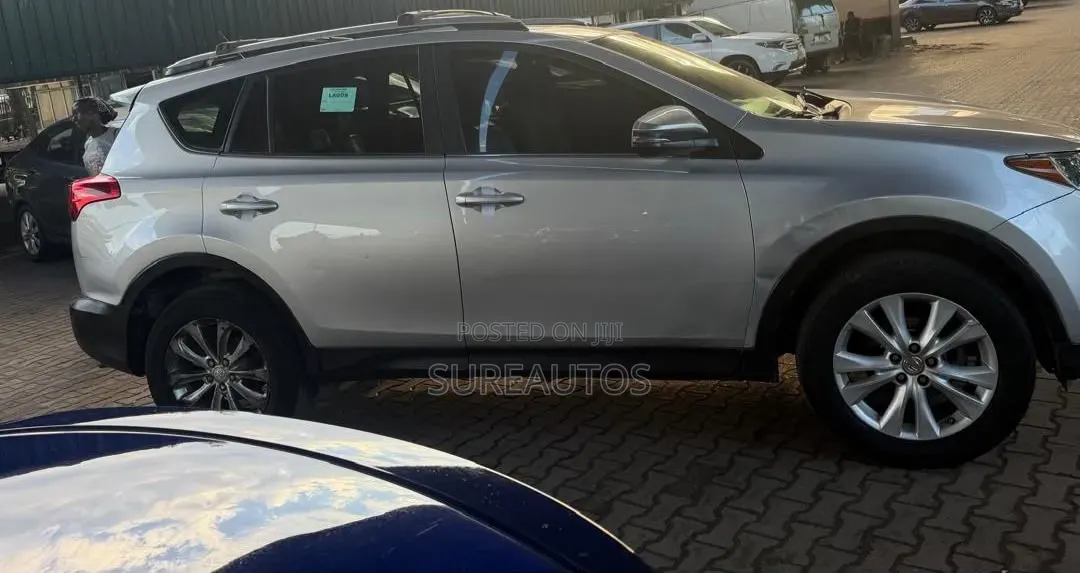 Toyota RAV4 2014 Silver