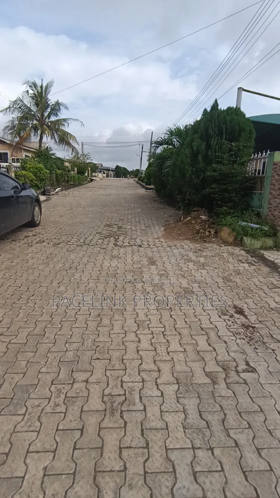3bdrm Apartment in Diamond Estate Lasu for rent