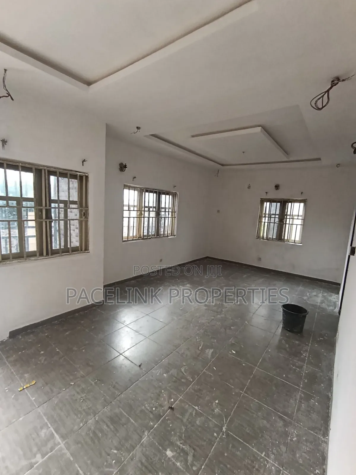 3bdrm Apartment in Diamond Estate Lasu for rent