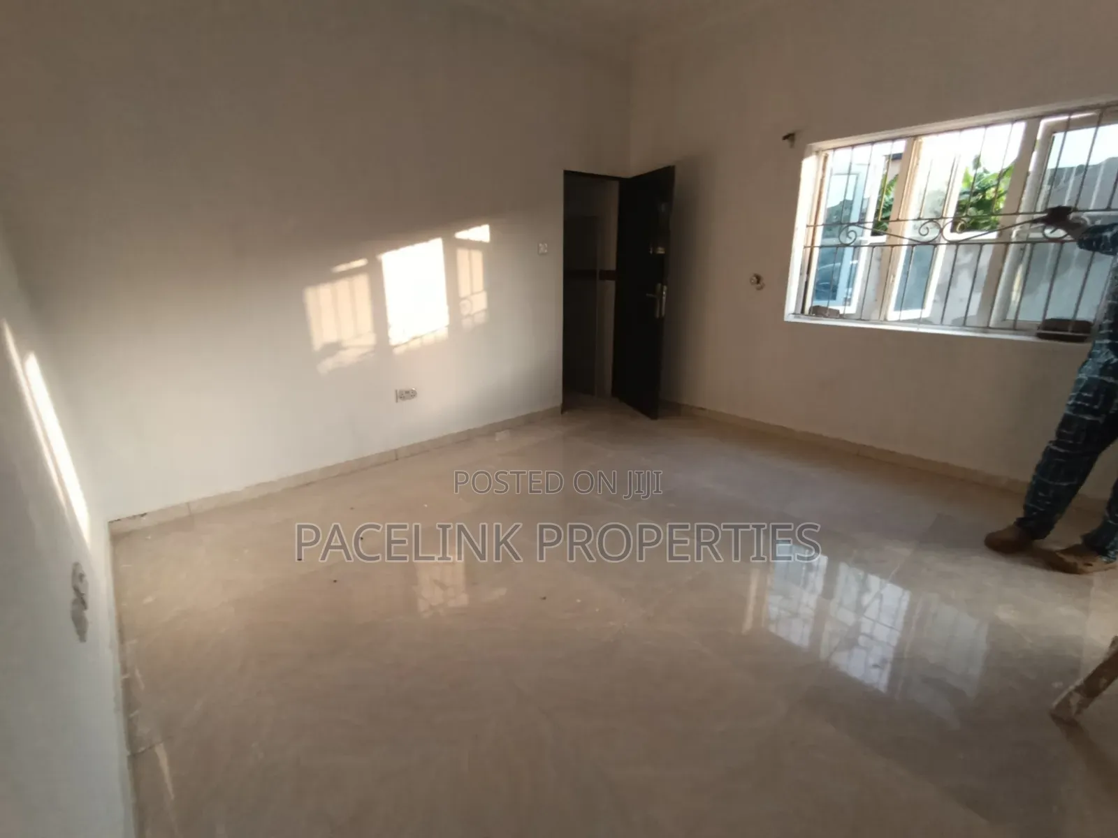2bdrm Apartment in Peace Estate Baruwa for rent