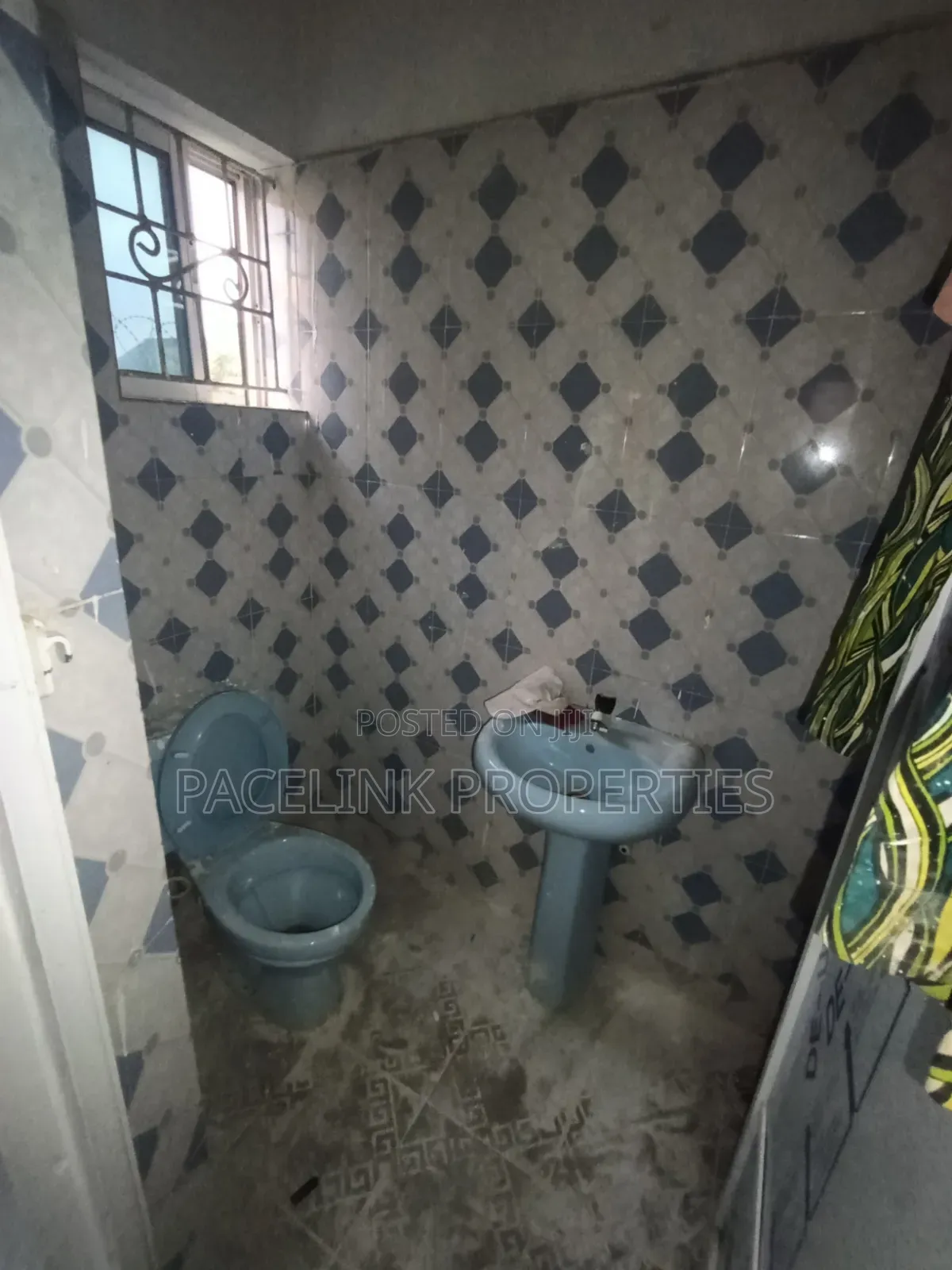2bdrm Apartment in Peace Estate Baruwa for rent