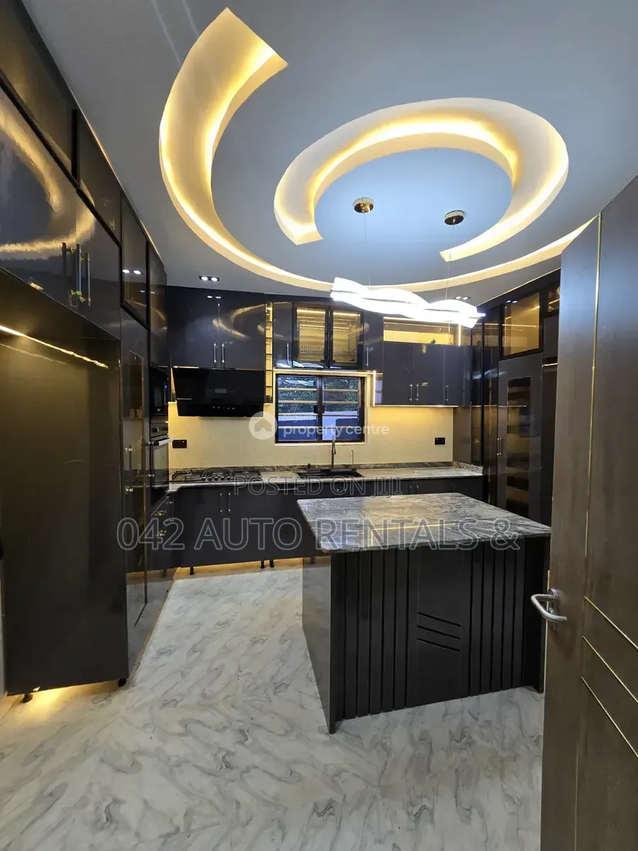 Furnished 5bdrm Duplex in Enugu for sale
