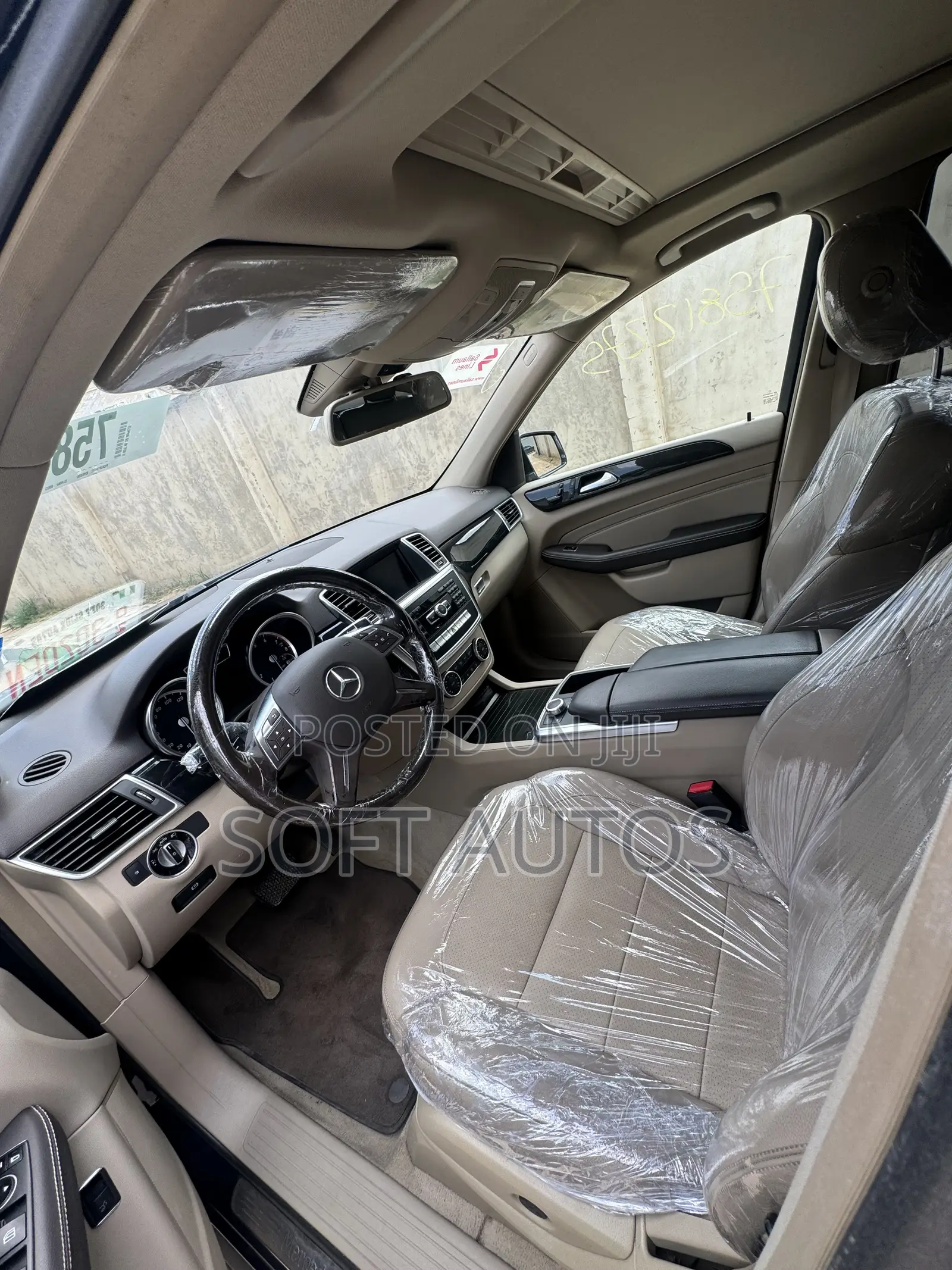 Mercedes-Benz M Class ML350 4MATIC 4dr SUV AWD (3.5L 6cyl 7A) 2015 Blue