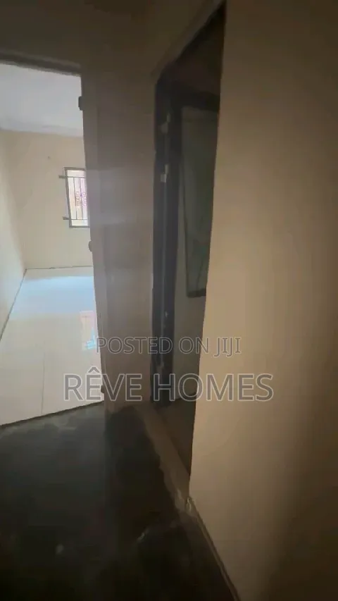 2bdrm Block of Flats in Ifako-Gbagada for rent