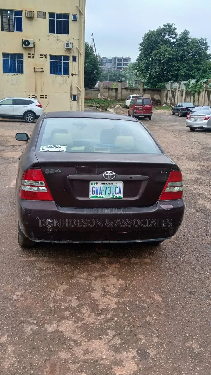 Toyota Corolla 2004 Brown