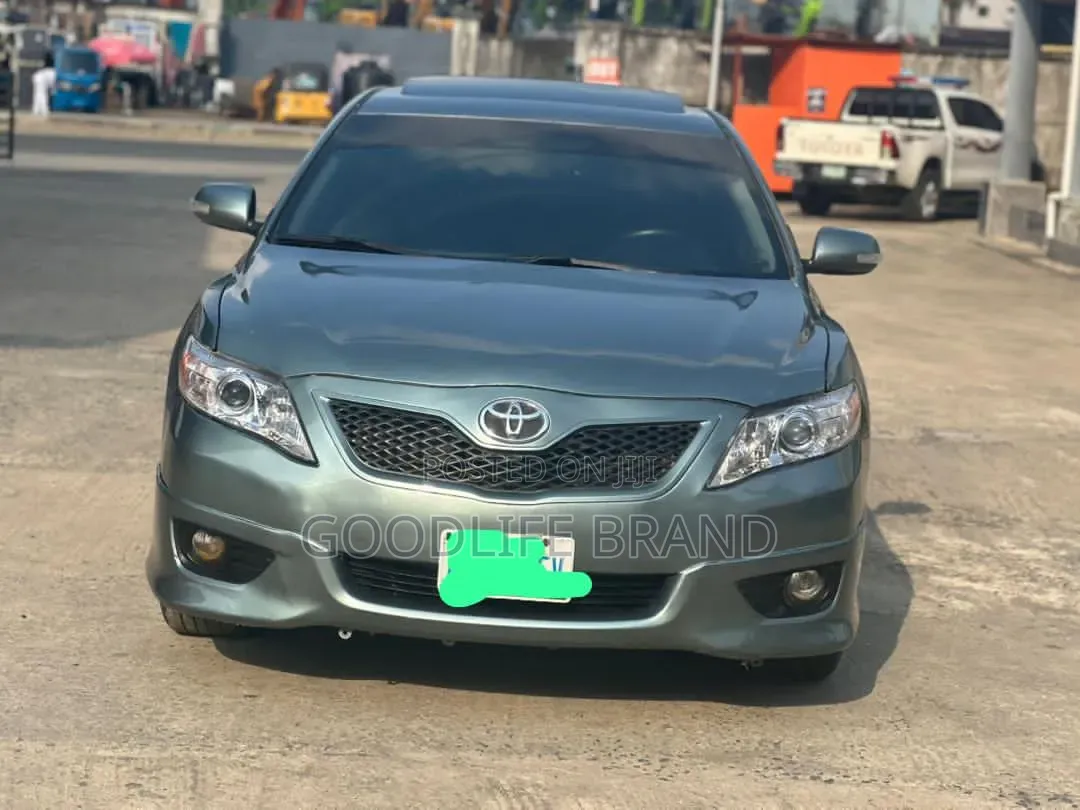 Toyota Camry SE 4dr Sedan (2.4L 4cyl 5A) 2009 Green