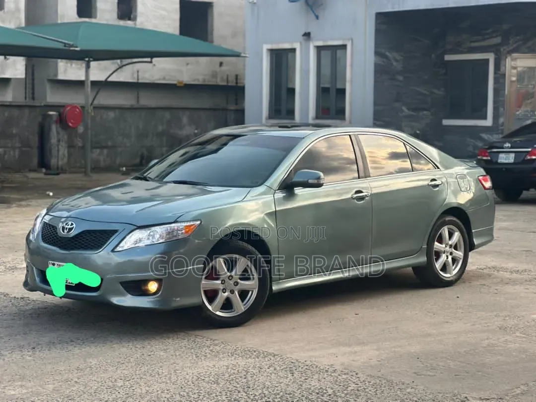 Toyota Camry SE 4dr Sedan (2.4L 4cyl 5A) 2009 Green