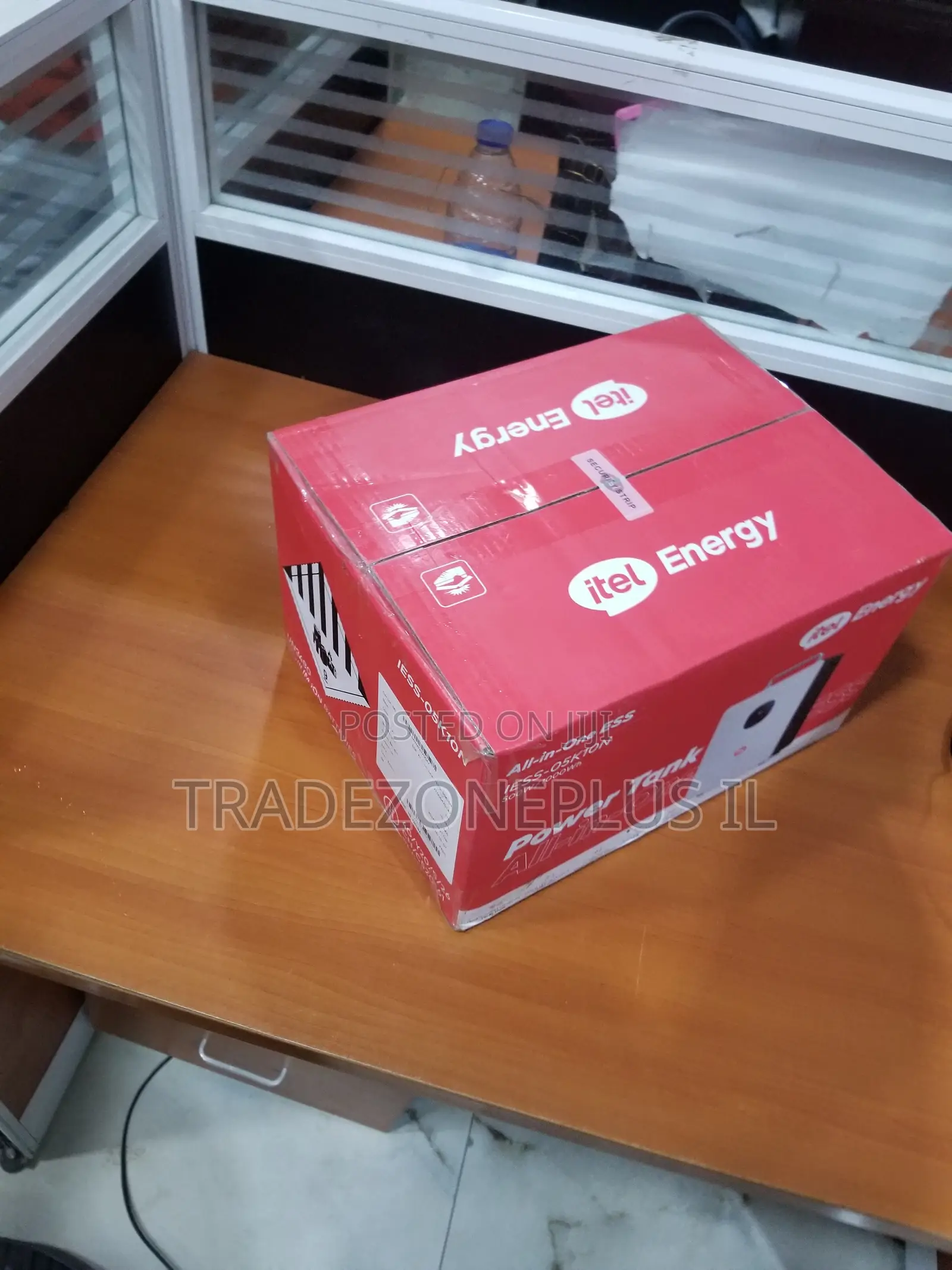 Iess-05k10n Long-Life Battery Storage System