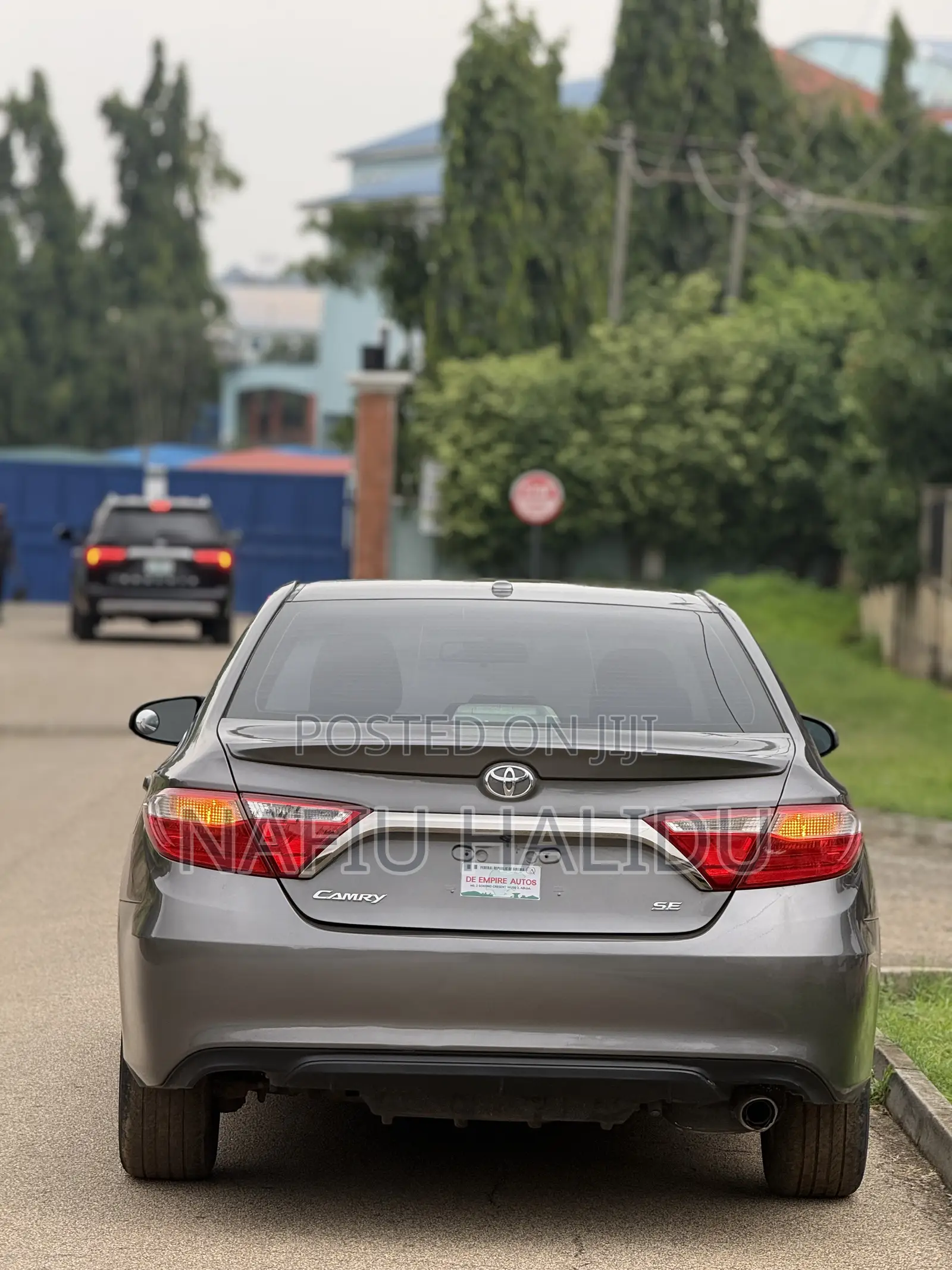 Toyota Camry 2016 Gray