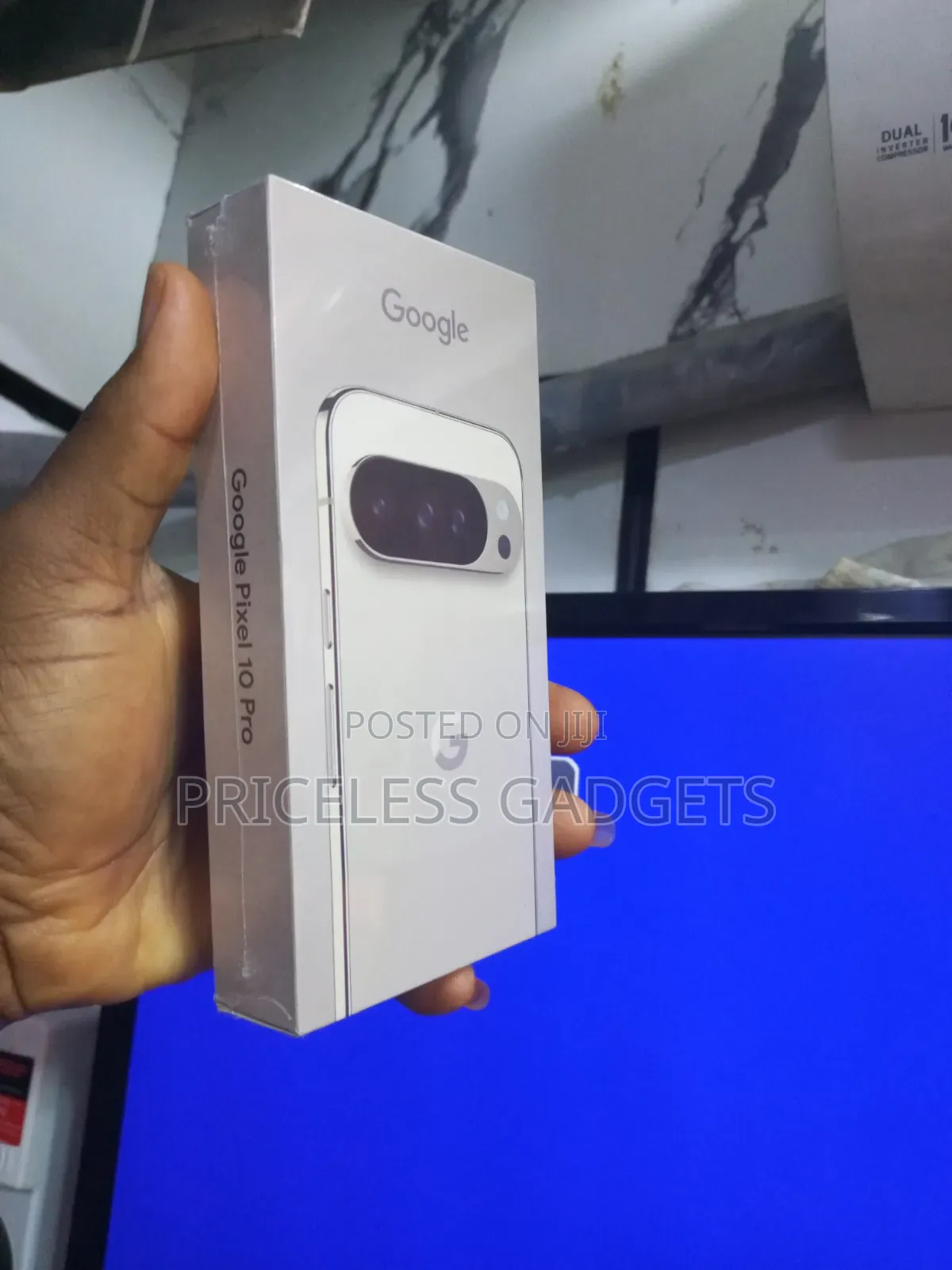New Google Pixel 10 5G 256 GB Black