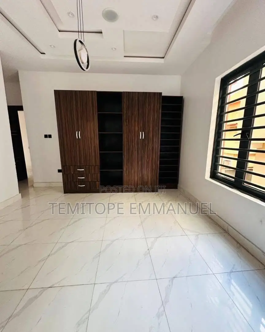 Furnished 4bdrm Duplex in GRA Phase 2 Shangisha for sale