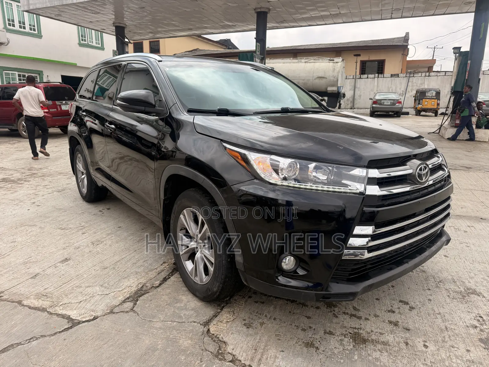 Toyota Highlander XLE 4dr SUV AWD (3.5L 6cyl 6A) 2015 Black