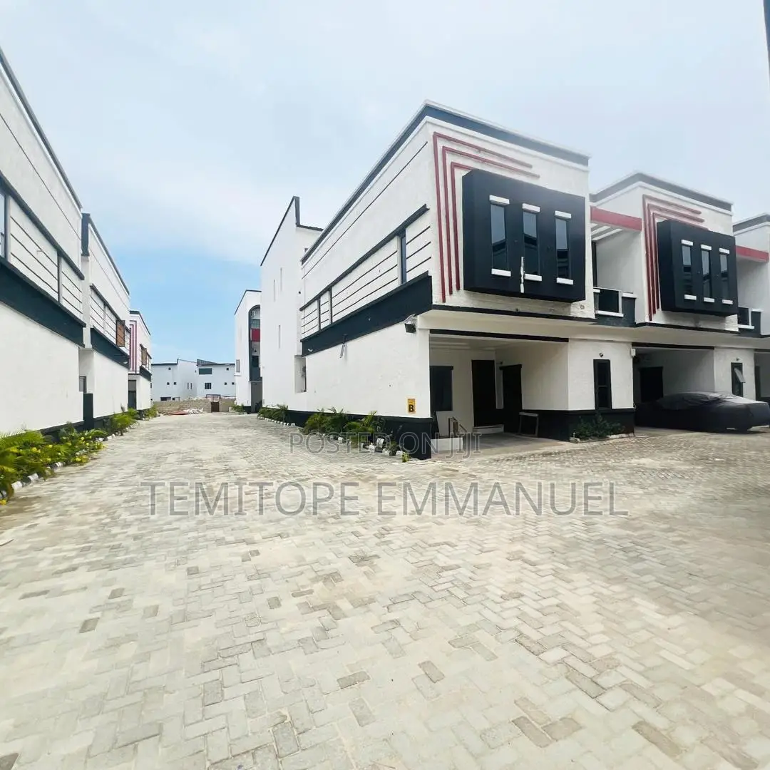 Furnished 2bdrm Duplex in Lekki for sale