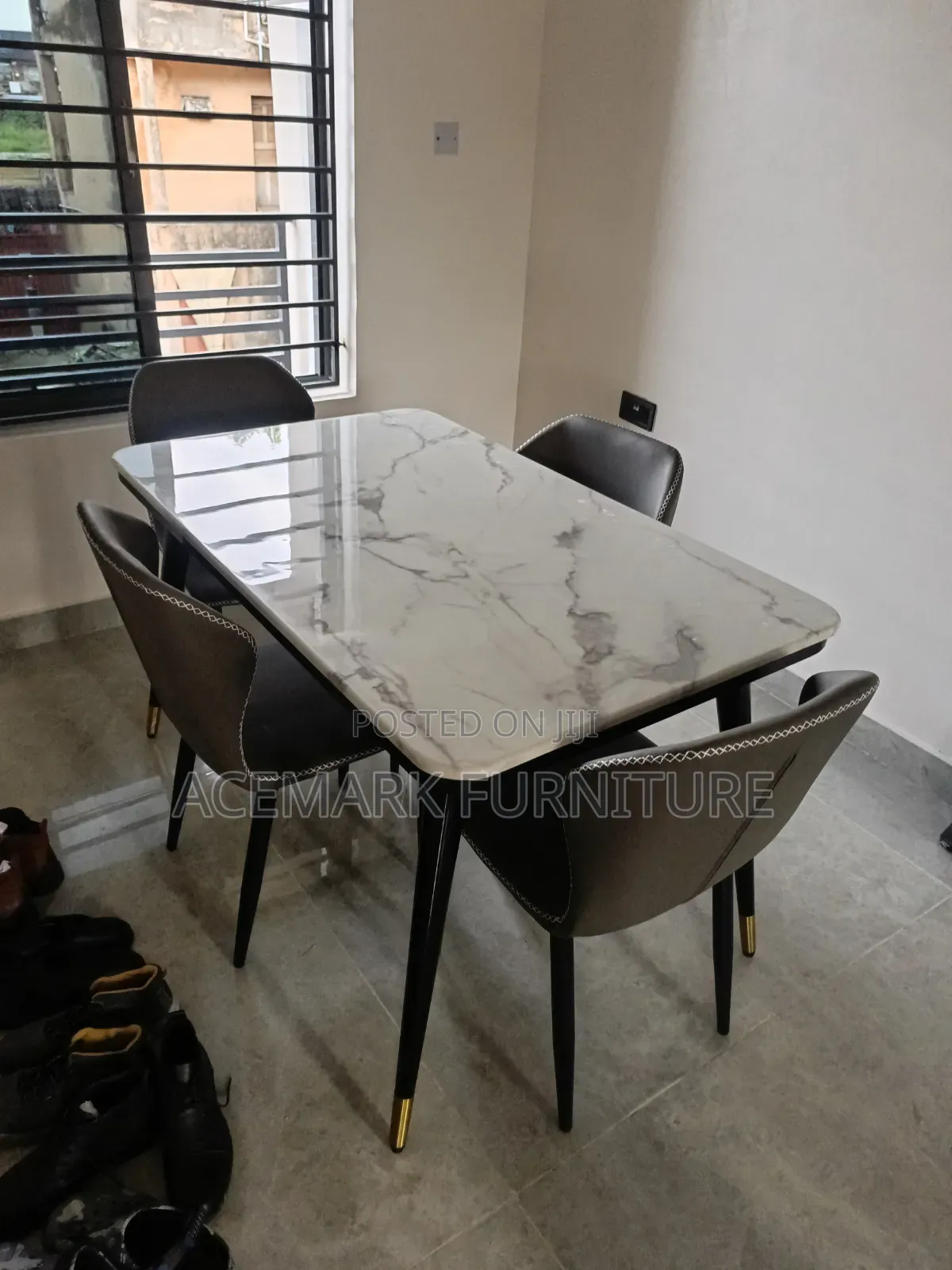 Dinning Set