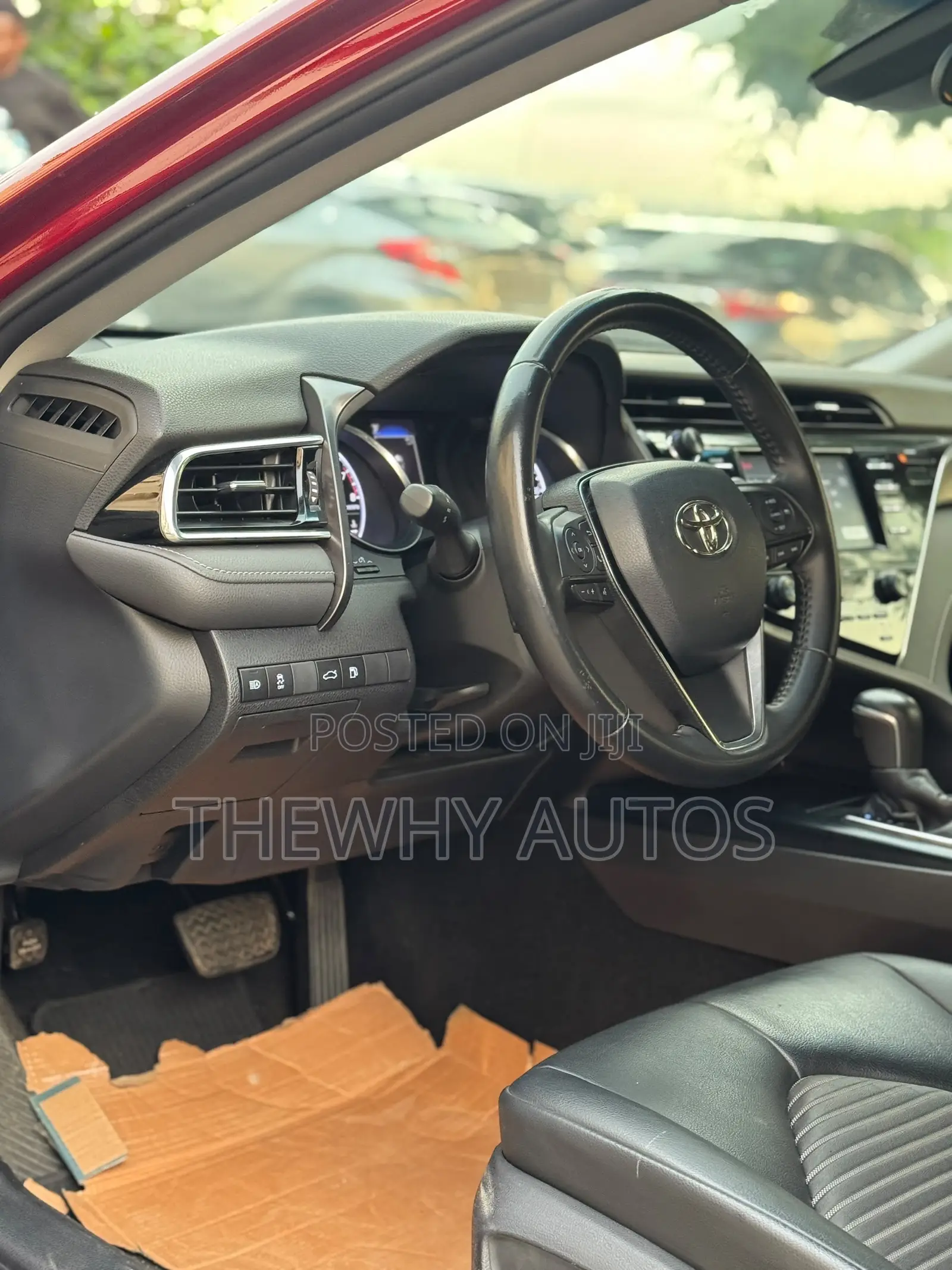 Toyota Camry SE (2.5L 4cyl 8A) 2019 Burgundy