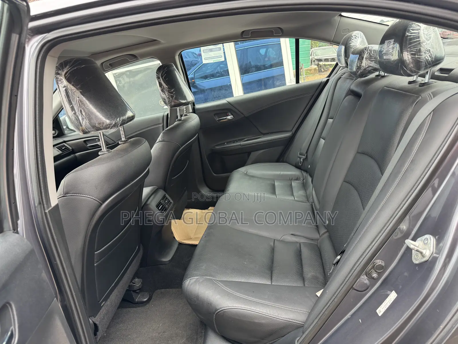 Honda Accord Touring V-6 4dr Sedan (3.5L 6cyl 6A) 2014 Gray