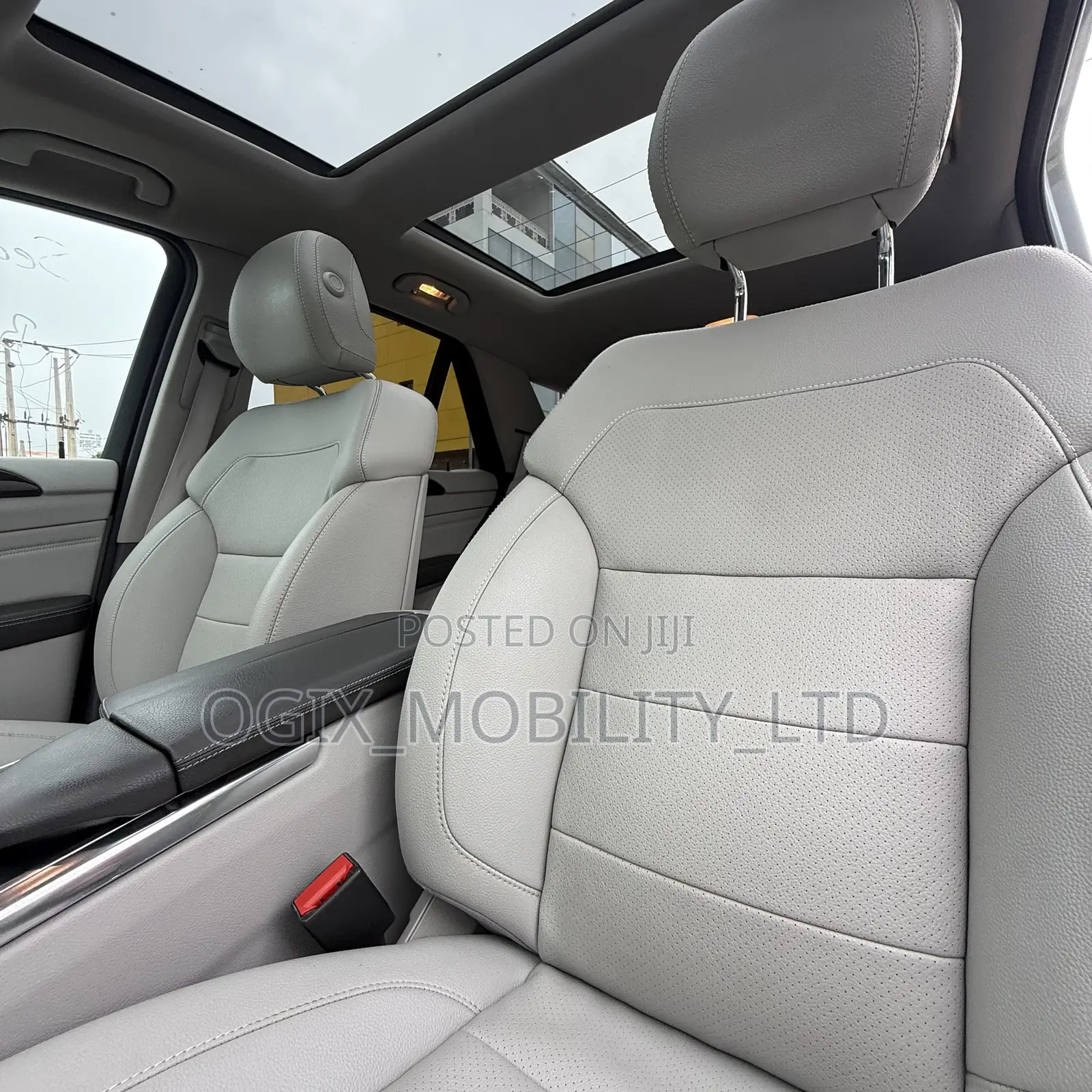 Mercedes-Benz M Class ML350 4dr SUV (3.5L 6cyl 7A) 2014 Silver