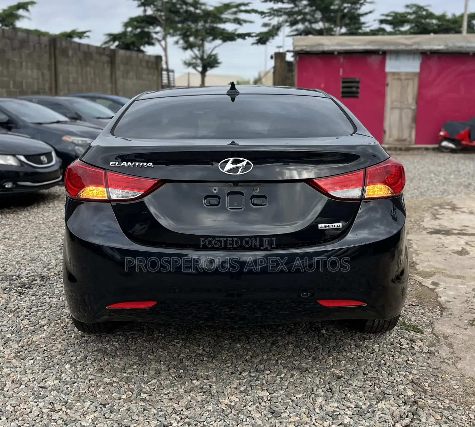 Hyundai Elantra 2011 Black