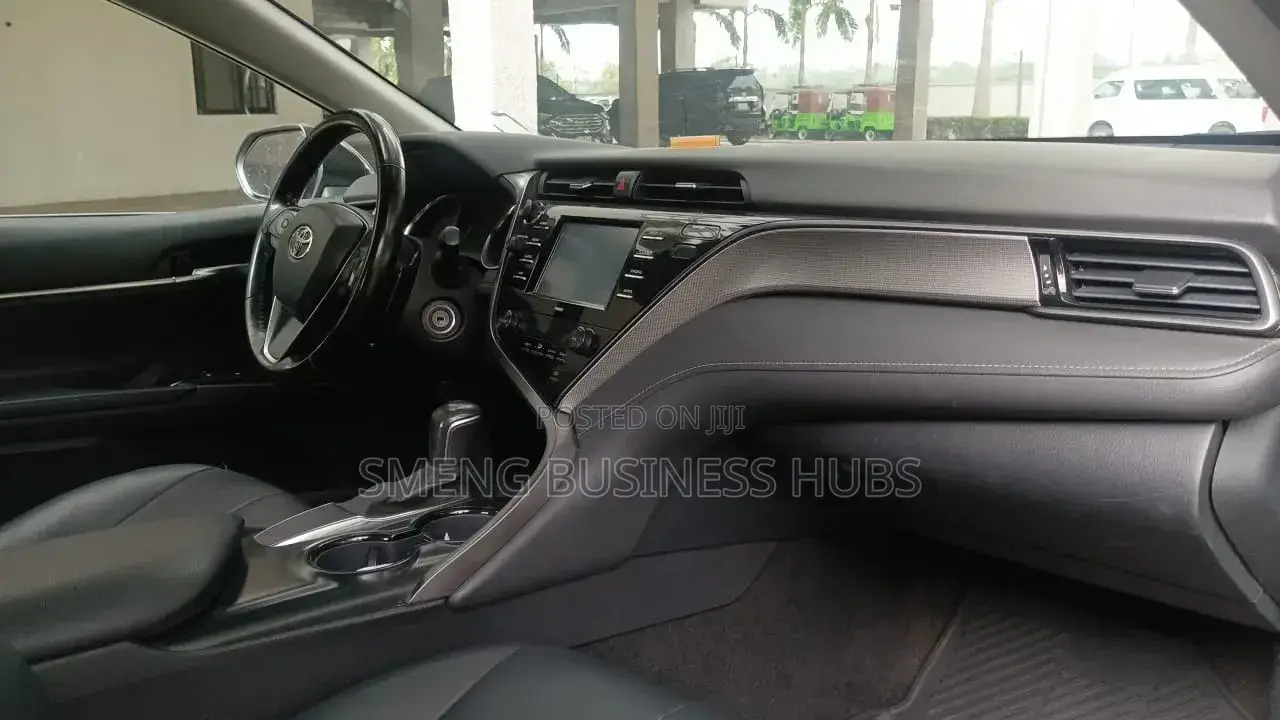 Toyota Camry 2020 Black