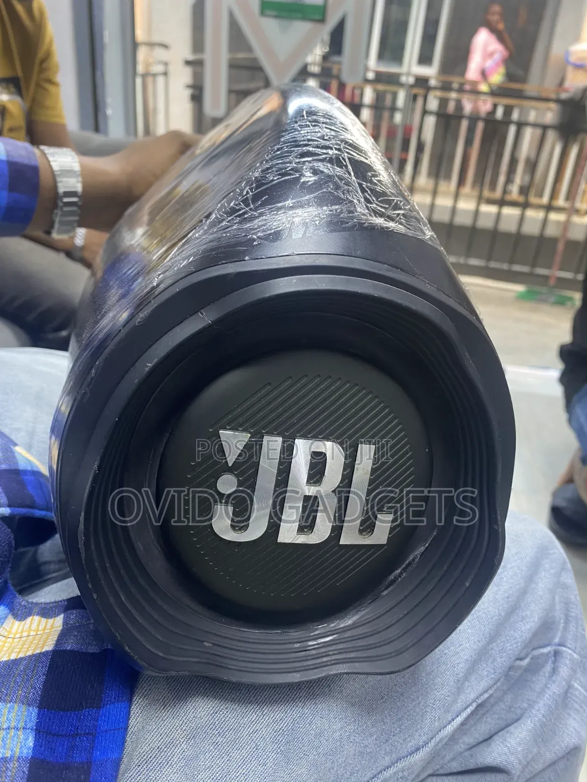 JBL Boombox 2