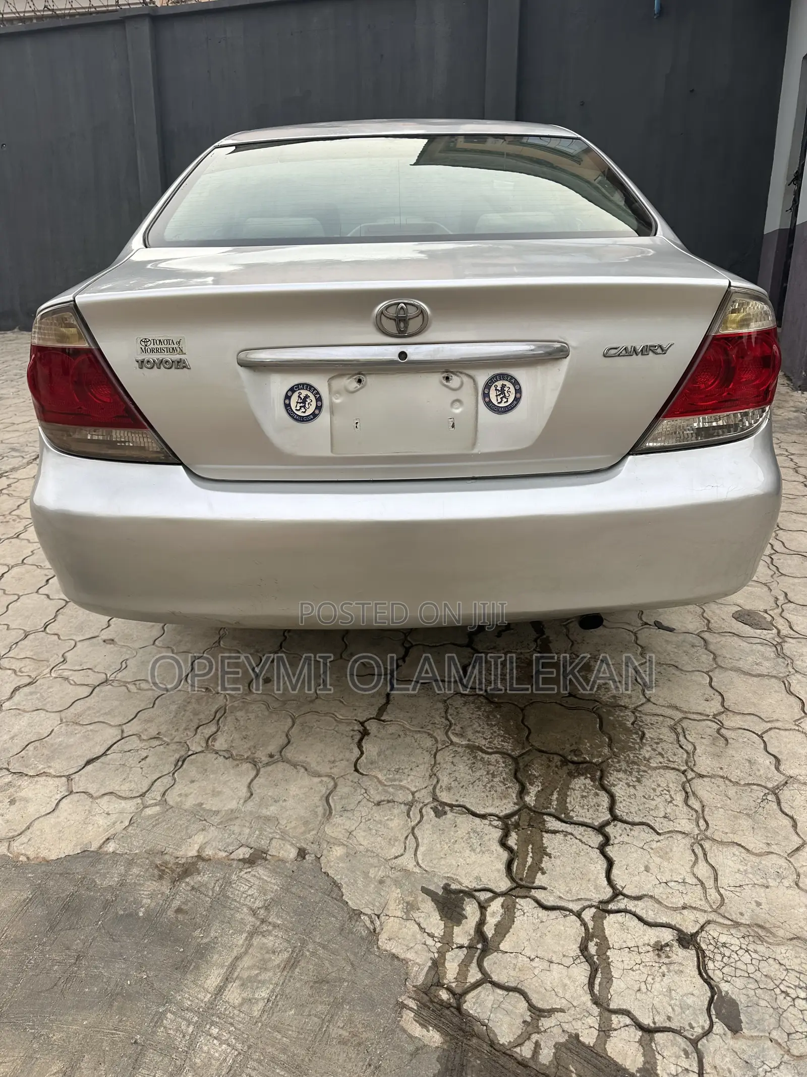 Toyota Camry LE 4dr Sedan (2.4L 4cyl 5A) 2005 Silver