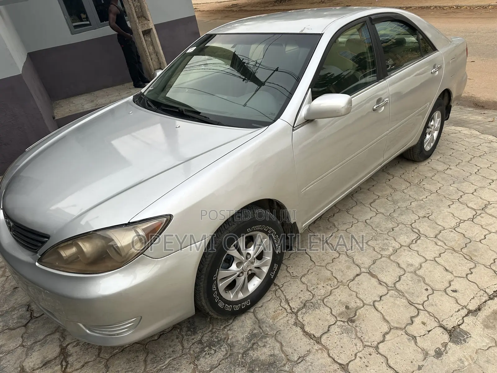 Toyota Camry LE 4dr Sedan (2.4L 4cyl 5A) 2005 Silver