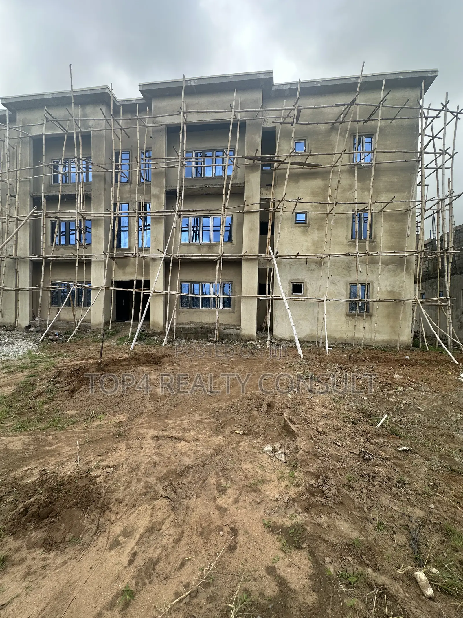 2bdrm Block of Flats in Crescent Garden, Kuje for sale