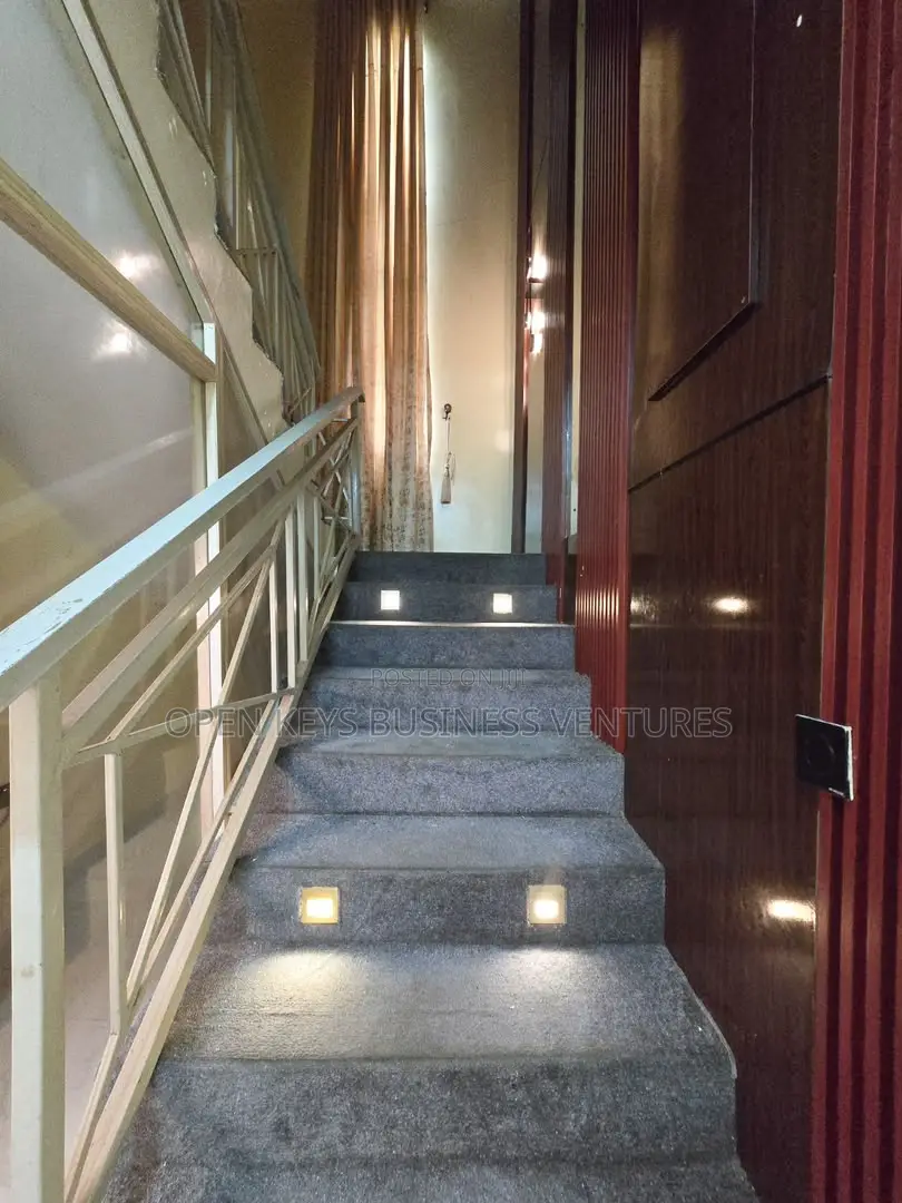 Furnished 4bdrm Duplex in Aerodrome, Samonda for rent