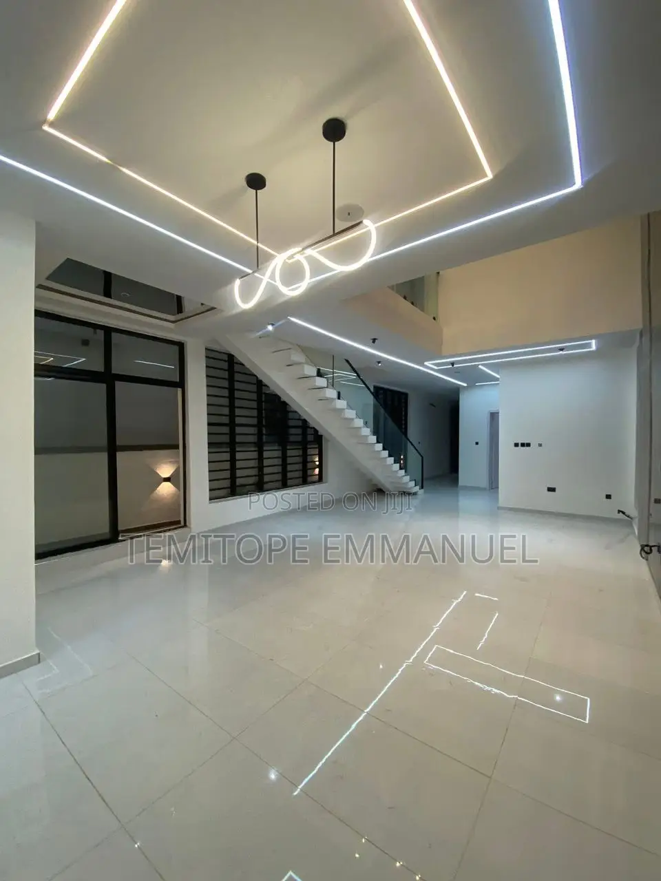 Furnished 5bdrm Duplex in Lekki for sale