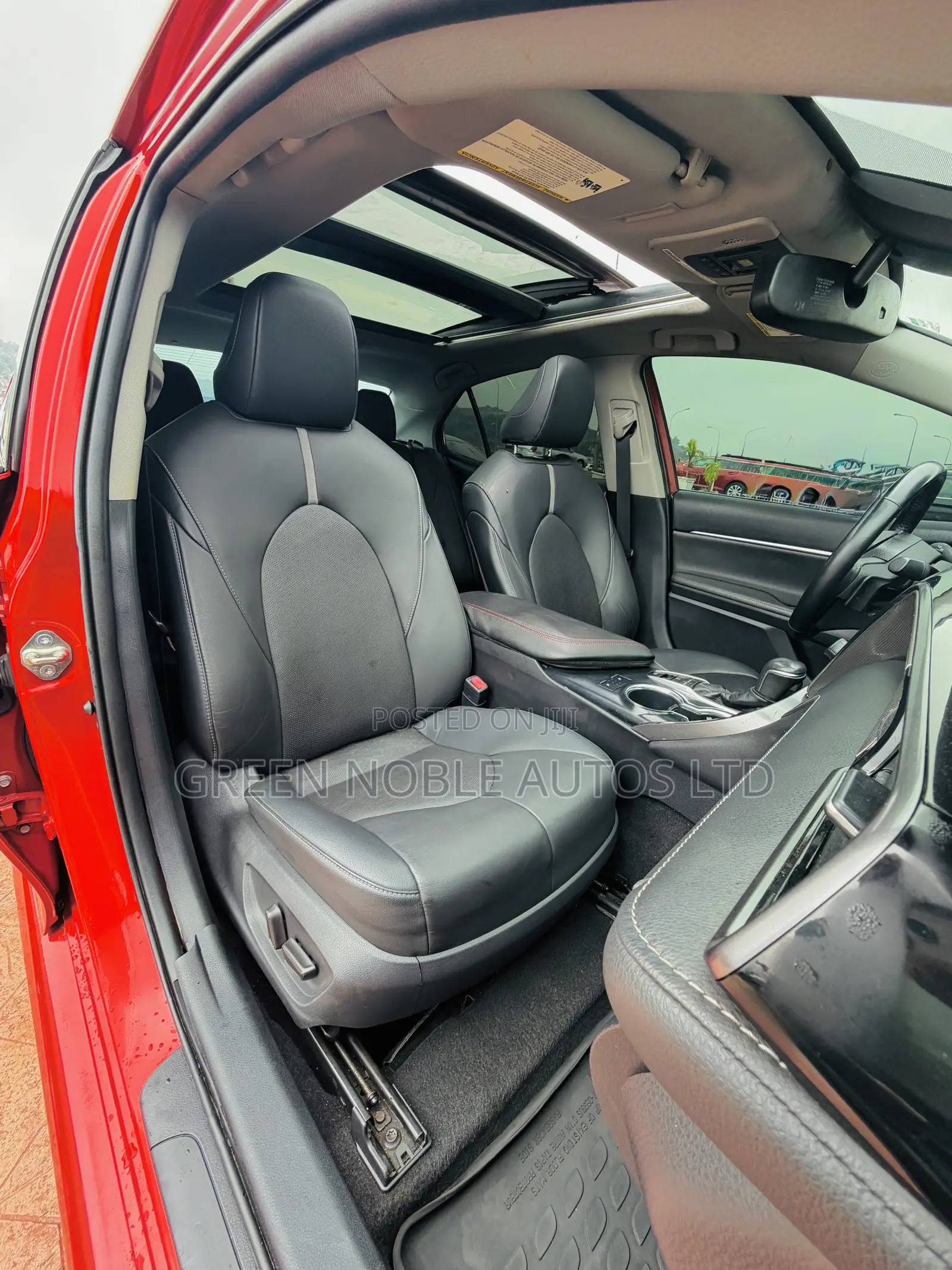 Toyota Camry 2021 Red
