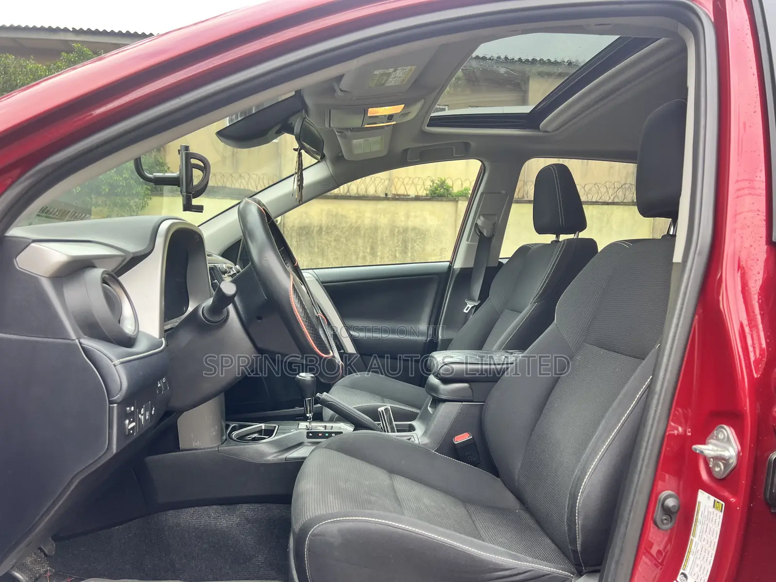 Toyota RAV4 XLE 4dr SUV AWD (2.5L 4cyl 6A) 2018 Burgundy