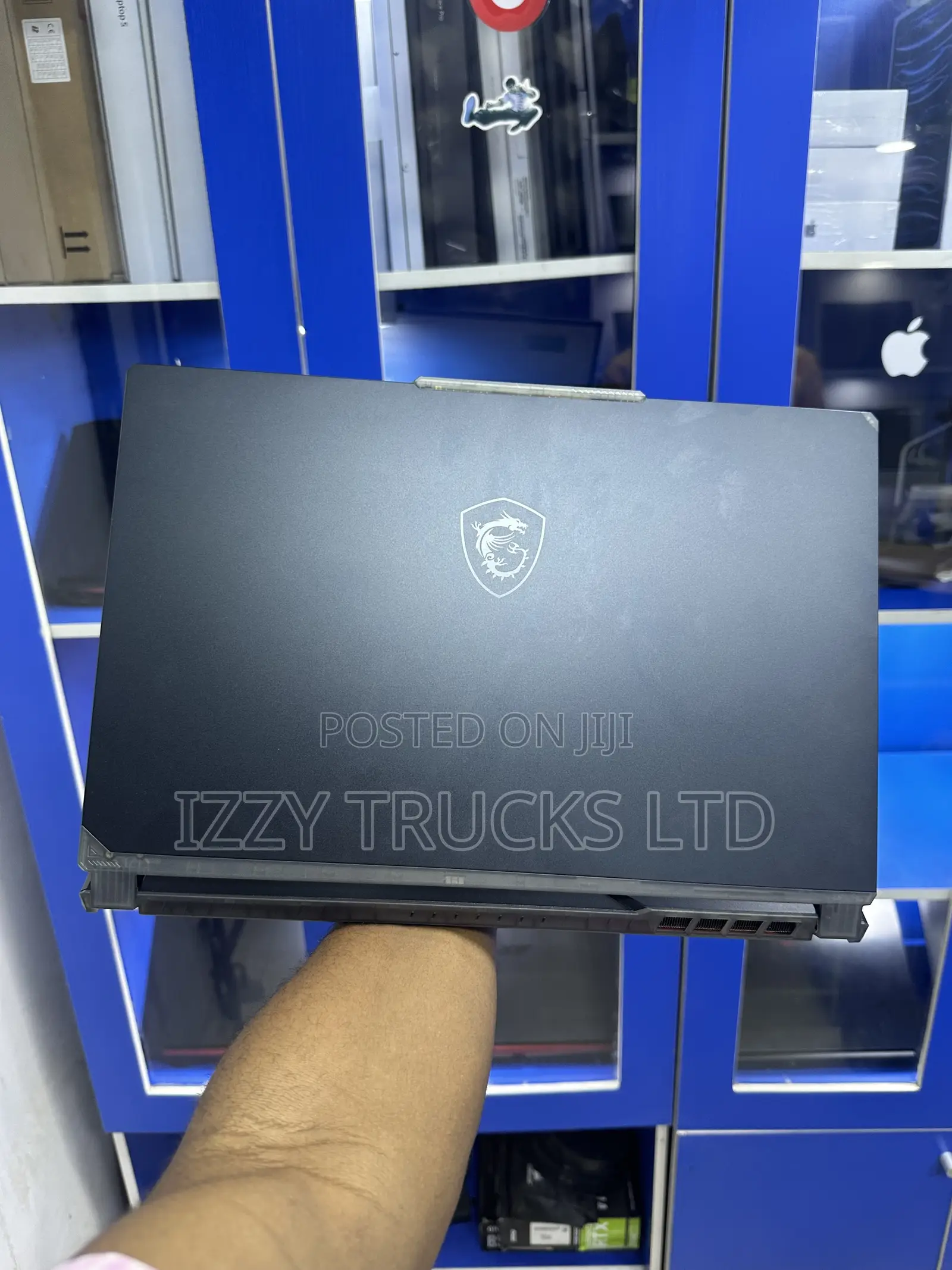 New Laptop MSI Cyborg 15 16GB Intel Core i7 SSD 512GB