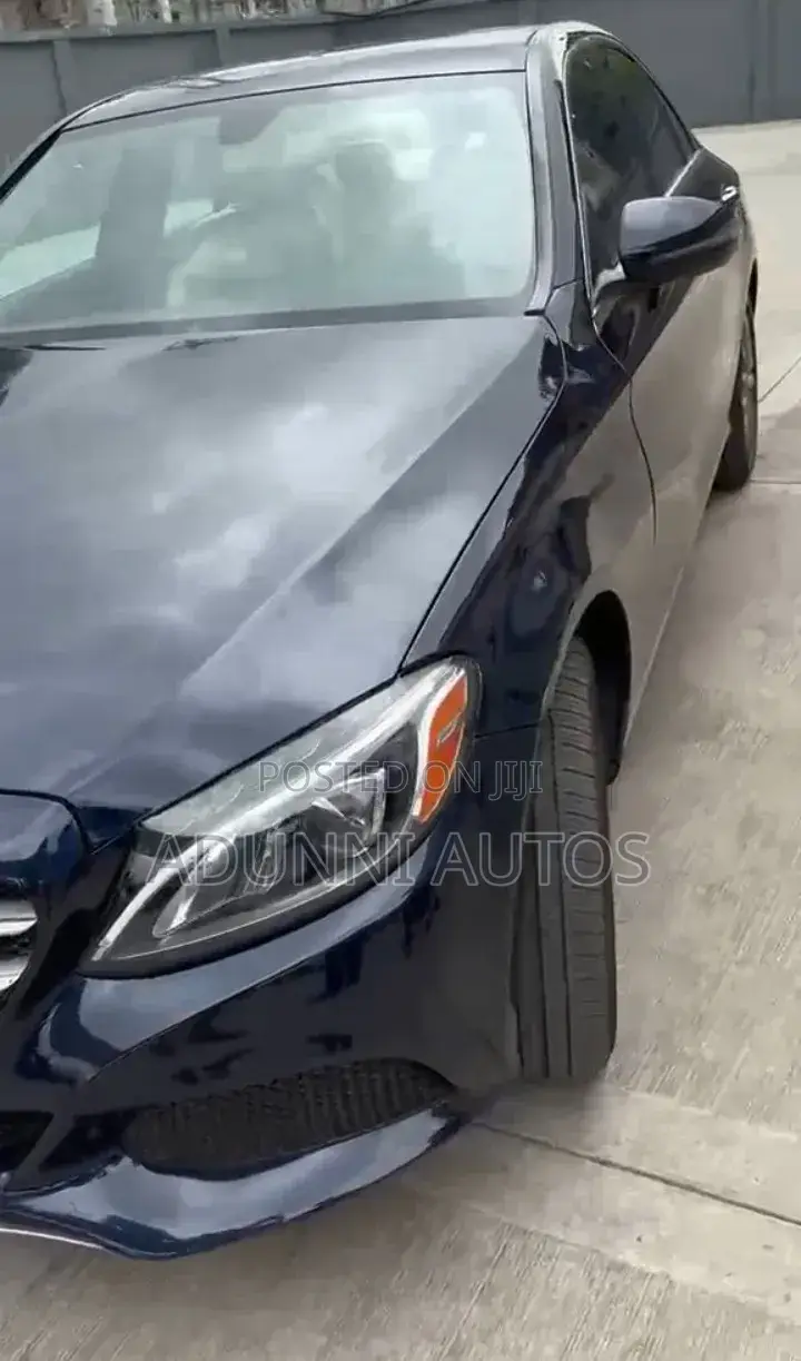 Mercedes-Benz C300 Sport 4Matic Sedan AWD (2.0L 4cyll 7A) 2016 Blue