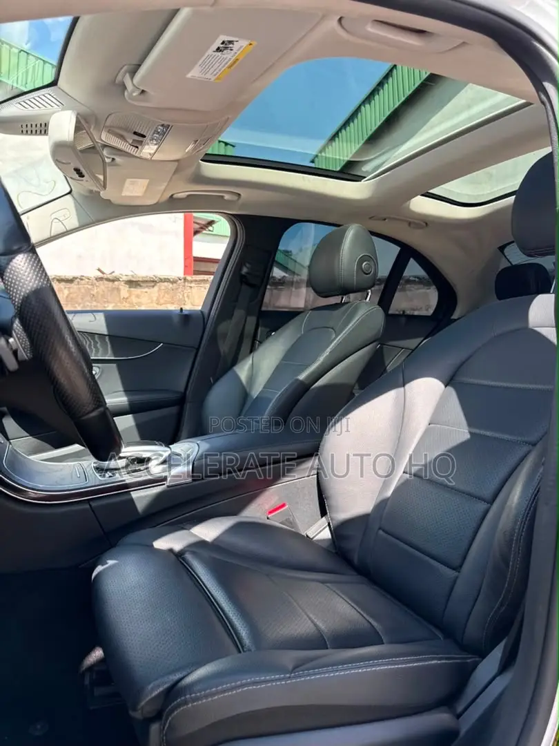 Mercedes-Benz C300 Sport 4Matic Sedan AWD (2.0L 4cyl 7A) 2017 Silver