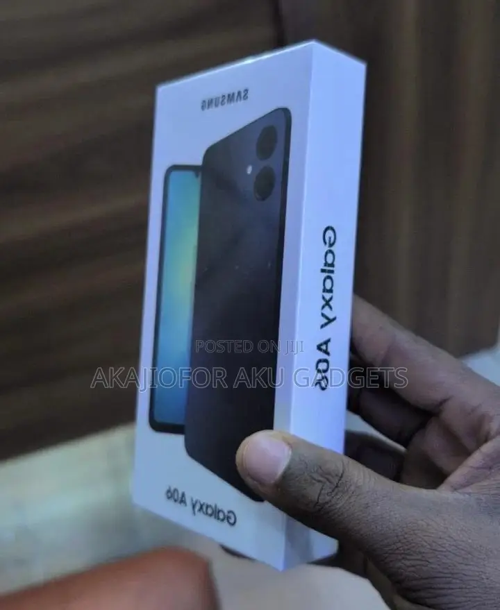 New Samsung Galaxy A06 128 GB Black