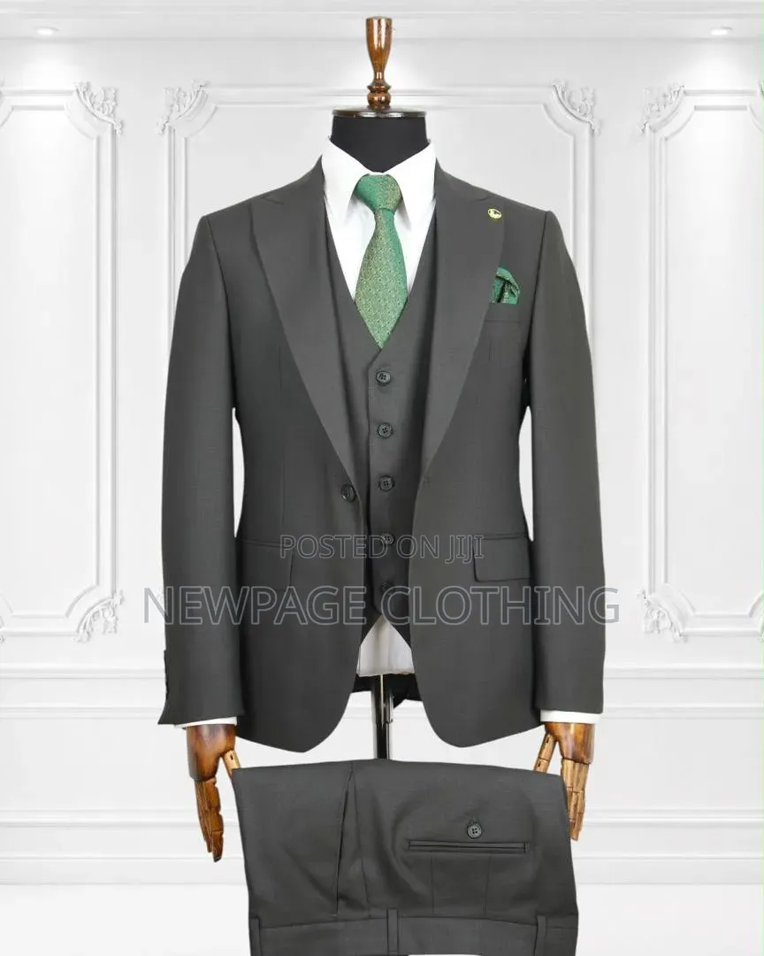 Luxury Tailored Men's 3-Piece Suit
