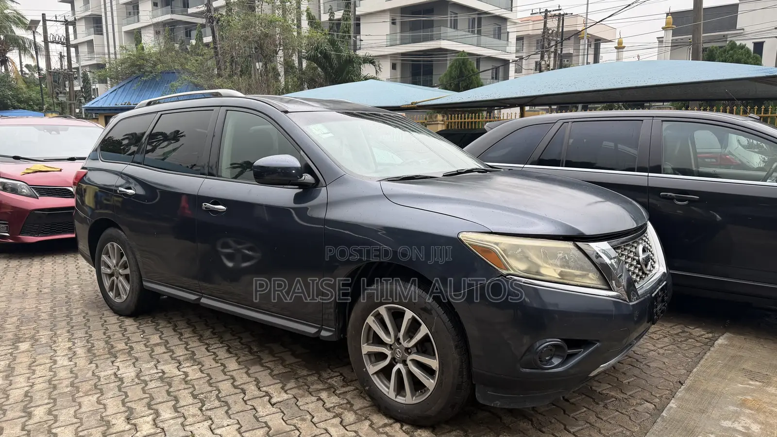 Nissan Pathfinder SV 4x4 2013 Blue