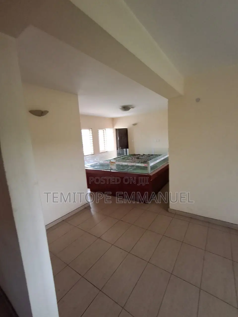 Furnished 3bdrm Apartment in Ipaja for sale