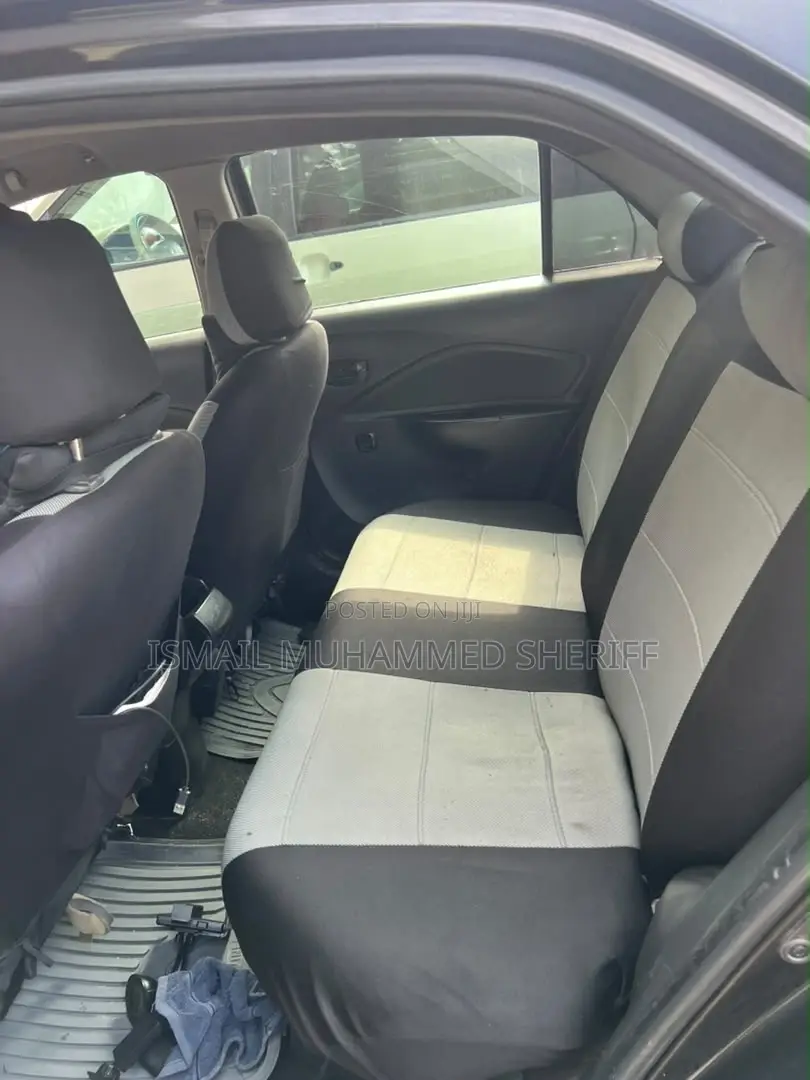Toyota Yaris 2009 Black