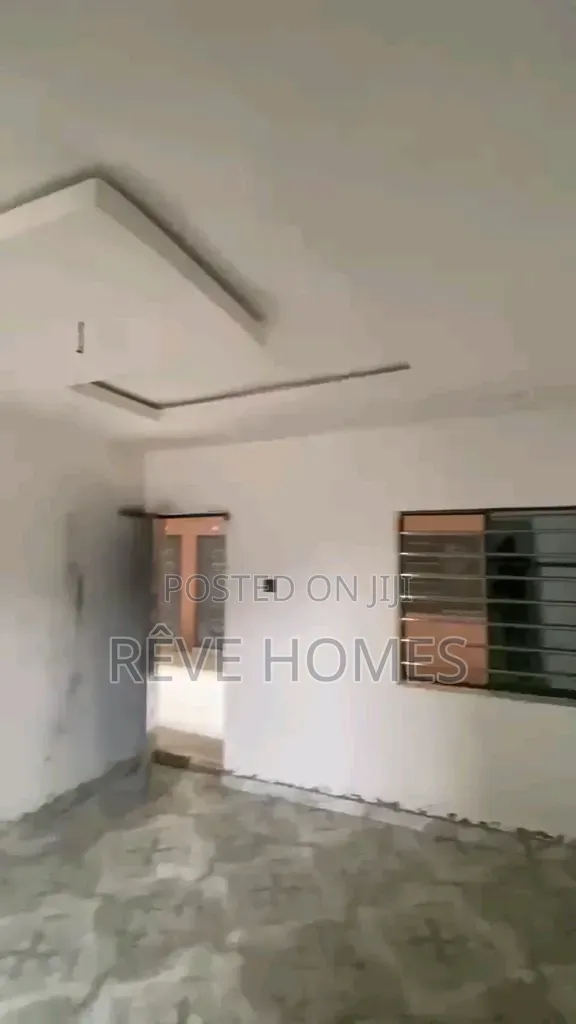 Studio Apartment in Bariga / Shomolu for rent