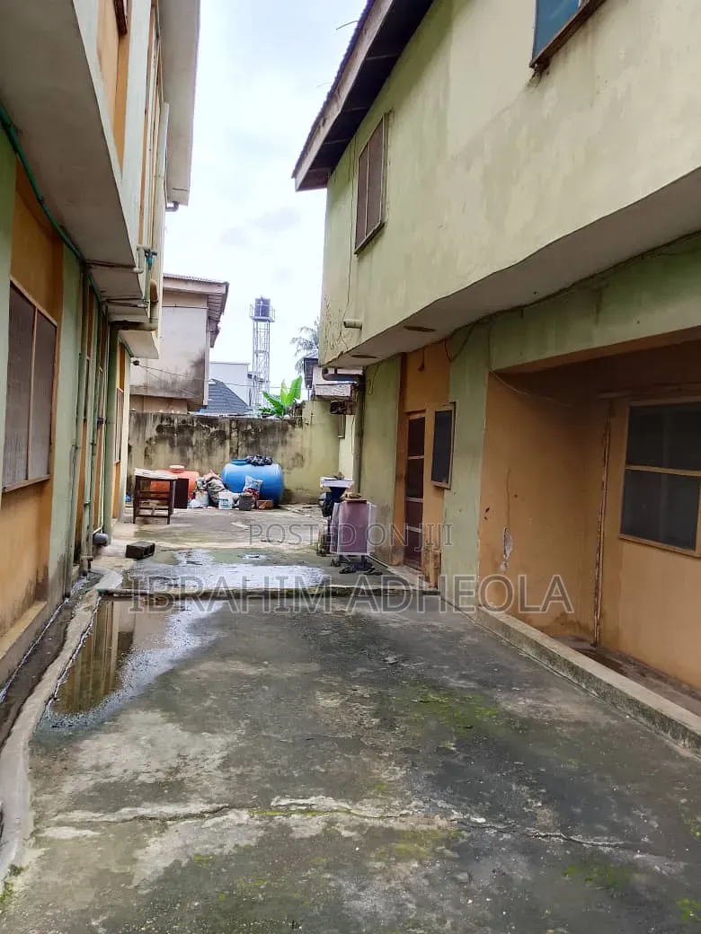 2bdrm Block of Flats in Egbeda for sale