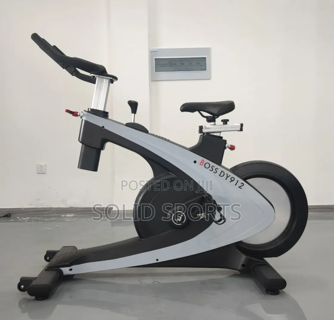 New Design Commercial Spinning Bike