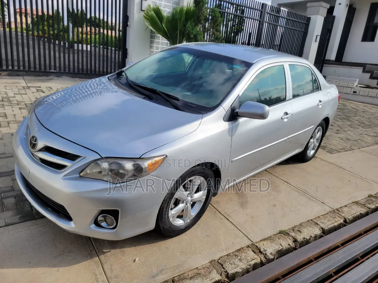 Toyota Corolla 2010 Silver