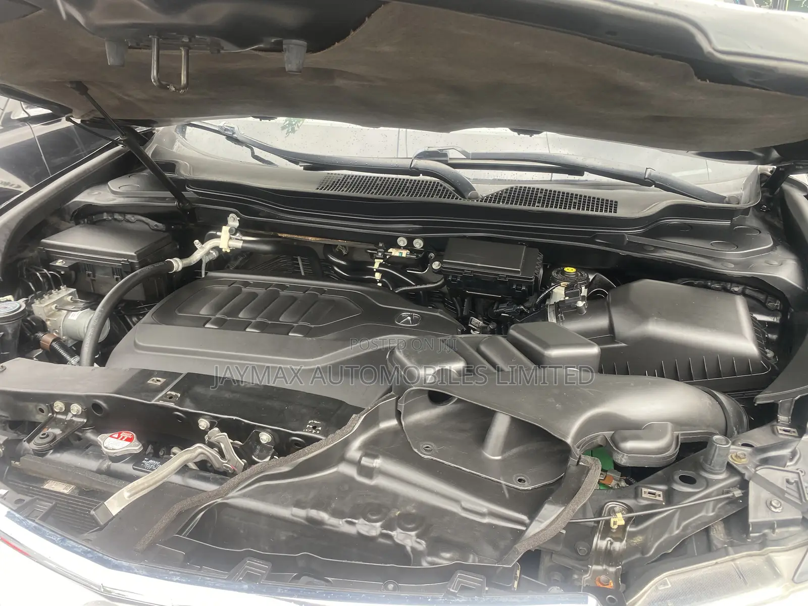 Acura MDX Advance and Entertainment Packages 4dr SUV (3.5L 6cyl 6A)