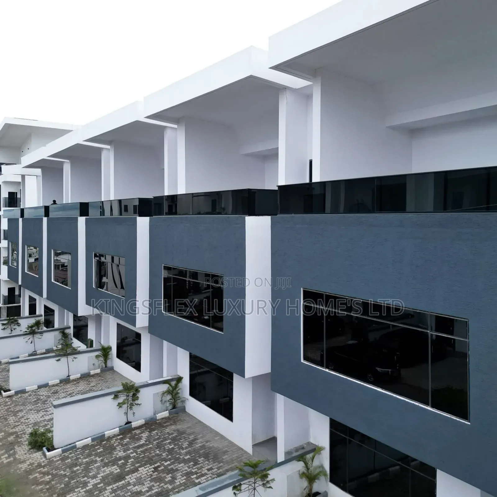 4bdrm Duplex in Estate, Guzape District for sale