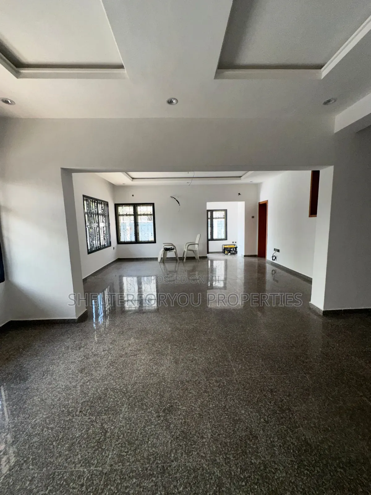 4bdrm House in Victoria Island Extension for sale
